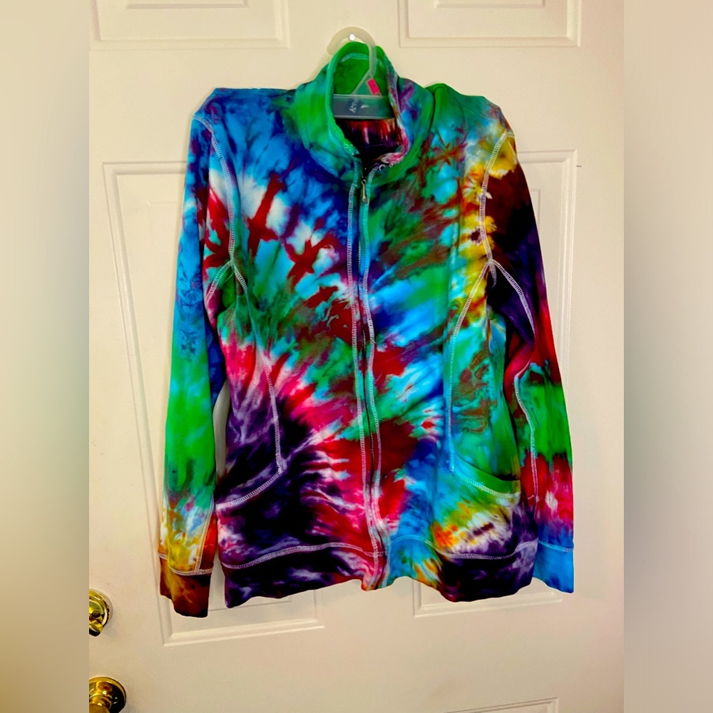 Gear Tie Dye Two Piece Outfit Sz L